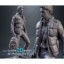 Mc Fly Back to the futur figurine impression 3D résine  18cm  (non peint) (2)