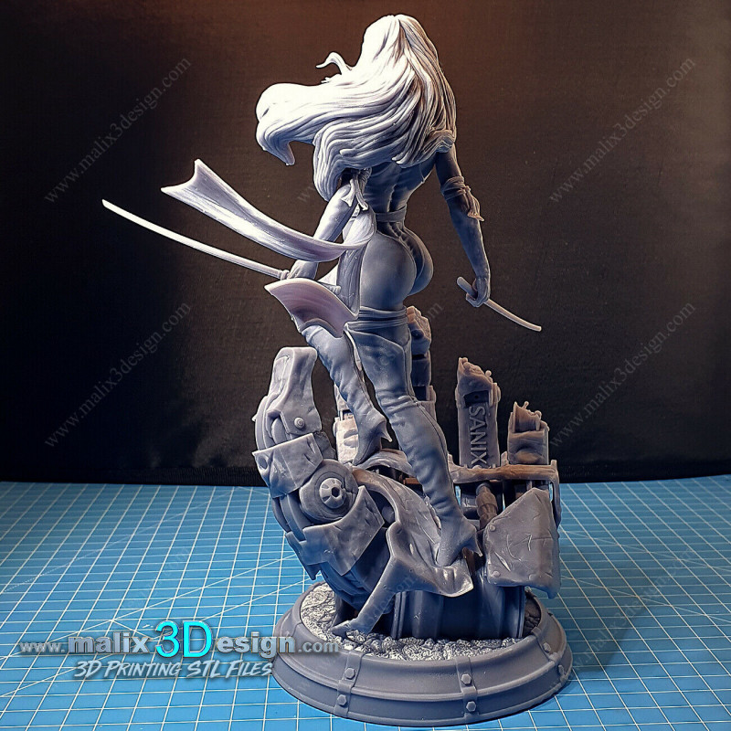 Psylocke (X-men), impression 3D résine  18cm  (non peint)