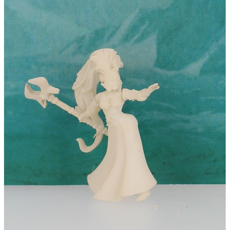 Figurines Elfes Ghamak – Grâce, Précision et Puissance Magique

