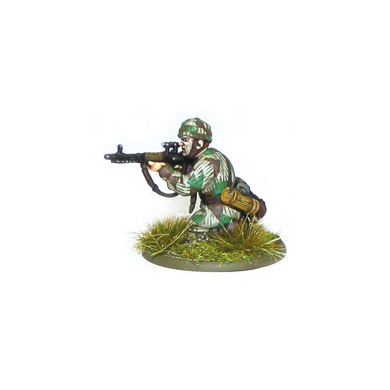 Bolt Action Fallschirmjager (plastic box)