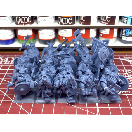 Higlands Miniatures 3D-Guerriers nains armes et boucliers
