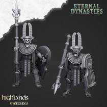 Higlands Miniature-Eternal Dynasties-Prêtre éternel à pieds   